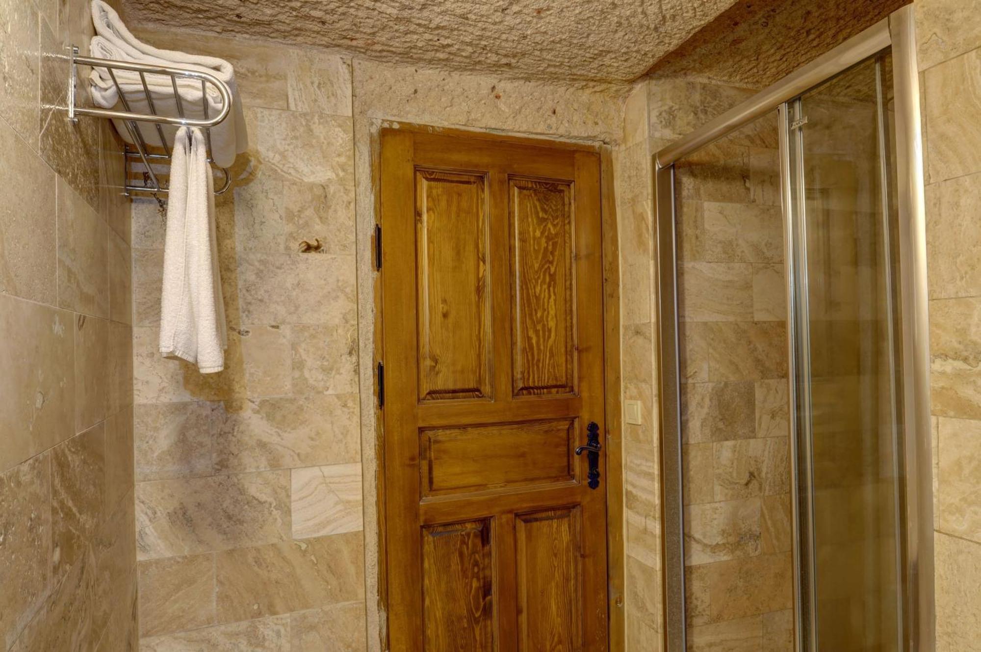 Vasil Cave Hotel Uchisar Room photo