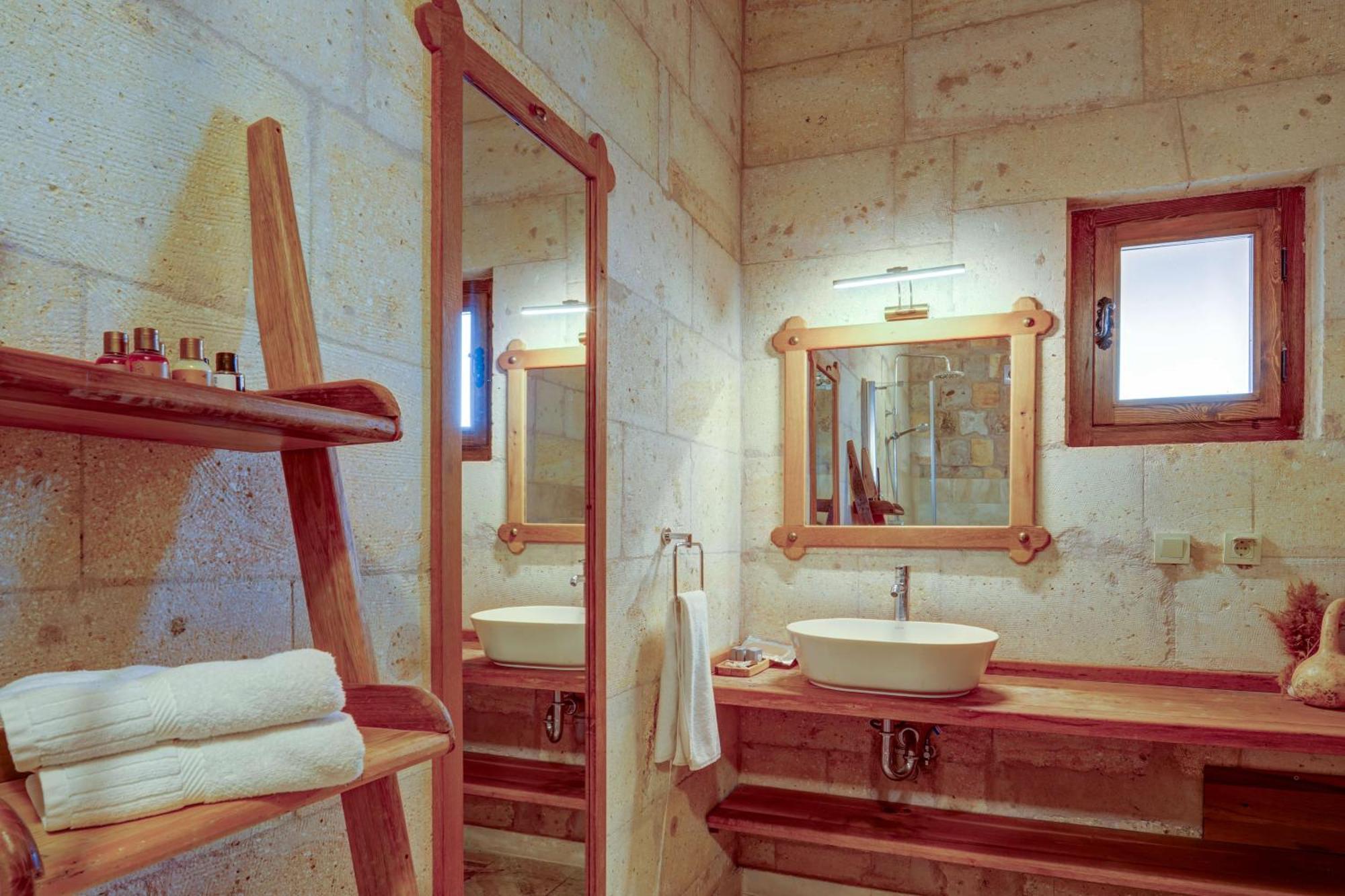 Vasil Cave Hotel Uchisar Room photo